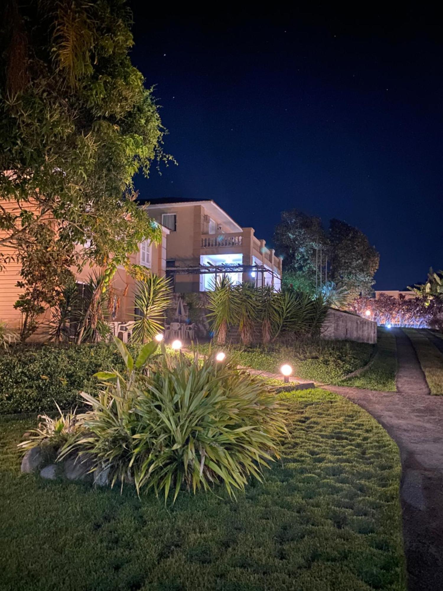Hotel La Ponsa Itatiaia Ітатіая Екстер'єр фото